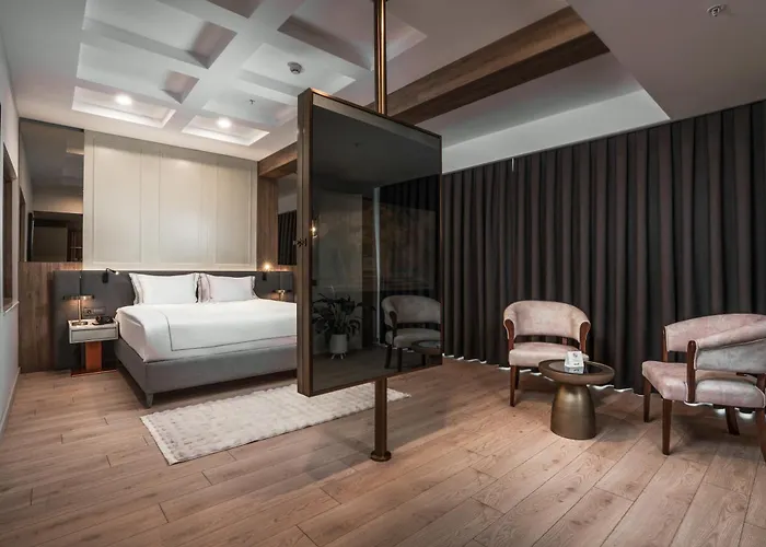 Hotel Renex 5*
