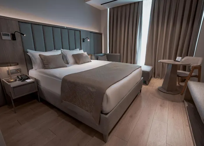Hotel Renex 5*