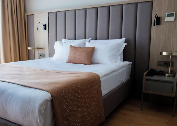 Hotel Renex 5*