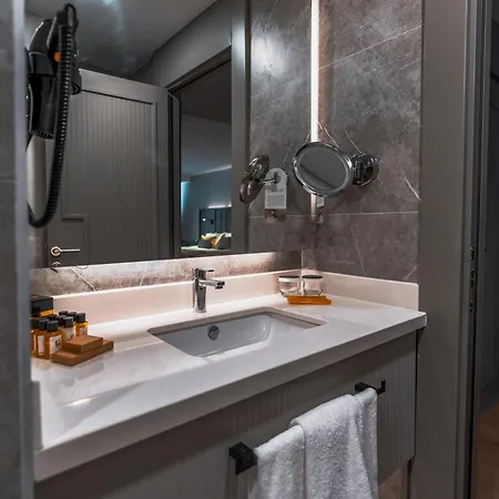 Renex Αττάλεια