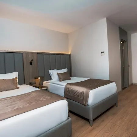 Renex Ξενοδοχείο 5*