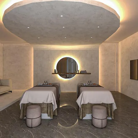 Hotell Renex 5*