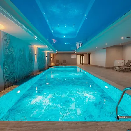 Renex Ξενοδοχείο 5*