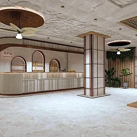 Отель Renex 5*