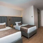 Renex Hotel 5*