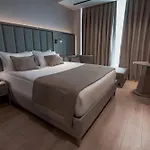 Hotell Renex 5*